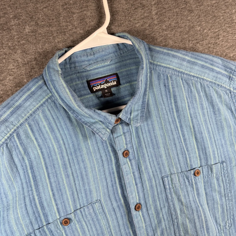Patagonia Shirt Mens XL Blue Striped Hemp Organic Cotton Short Sleeve Button Up